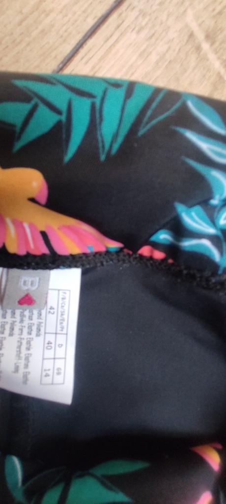 Plavkové kraťasy, bonprix,42