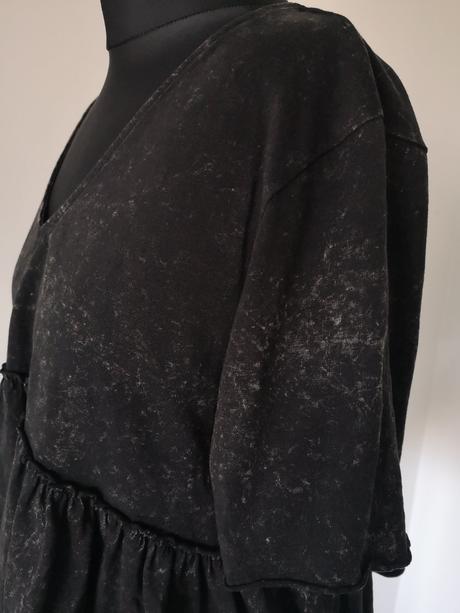 Čierne tičko s volánovým lemom sinsay m, sinsay,m