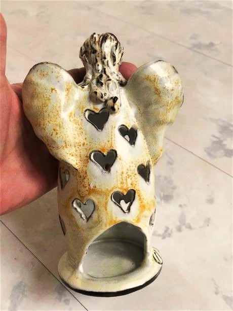 Naturálny keramický anjel,