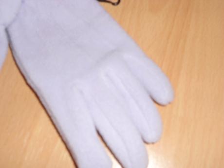 Bledo-fialove rukavice, 128