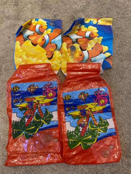 Rukávniky na plávanie,