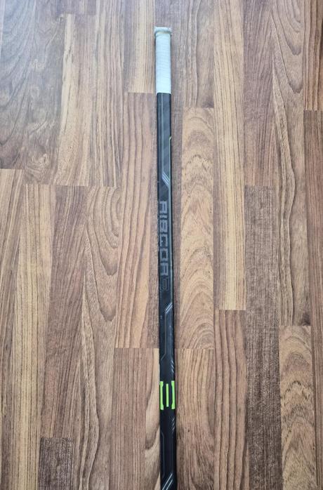 Hokejka ccm ribcor 3, ccm