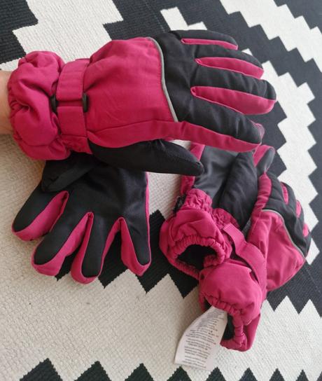 Skvele teple rukavice-prstacky v.6-8r. a 8-10r., 128