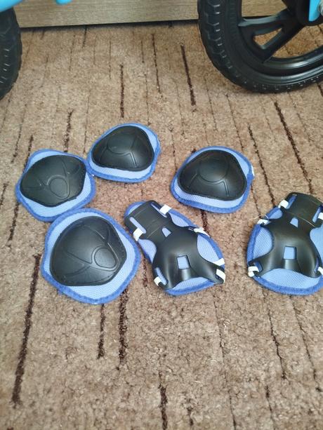 Odrážadlo s chráničmi+ grátis prilba, 