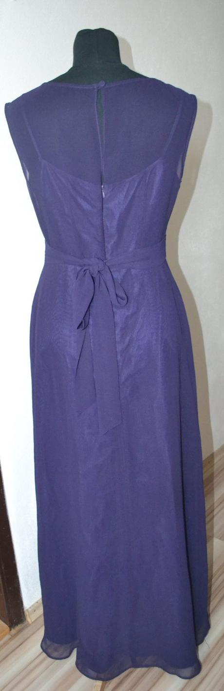 Spoločenské šaty, 38