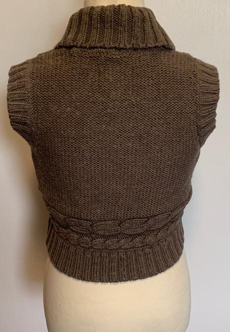 Esprit štrikovaná krátka vestička, esprit,104