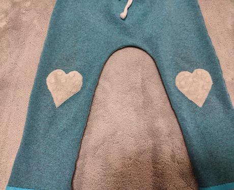 Tepláky + čiapka, 80