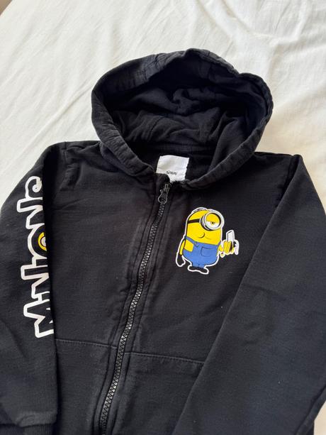 Mikina mimoňi 122, sinsay,122