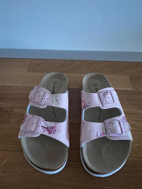 Nenosené šlapky, graceland,32