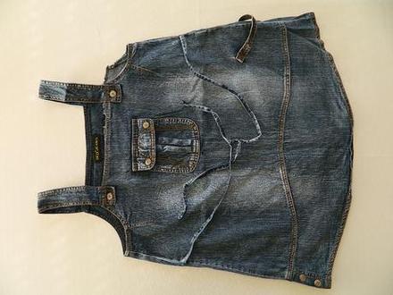 Tehotenská modrá súprava, 38