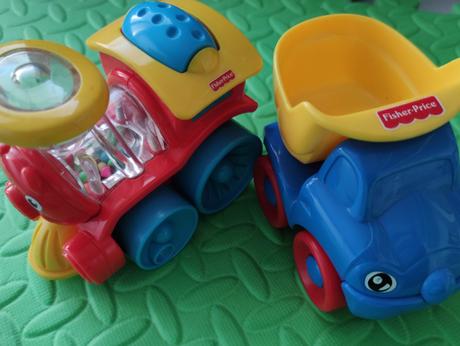 Fisher price autíčko a vláčik, 