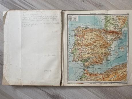 Stará prekrásna kniha soubor map 1946,,