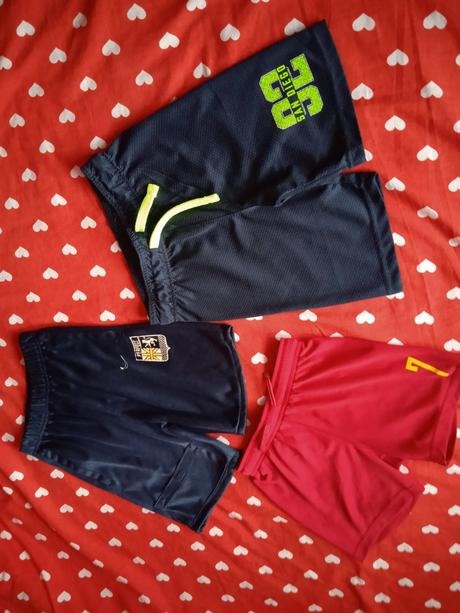 Športové kraťasy, h&m,110