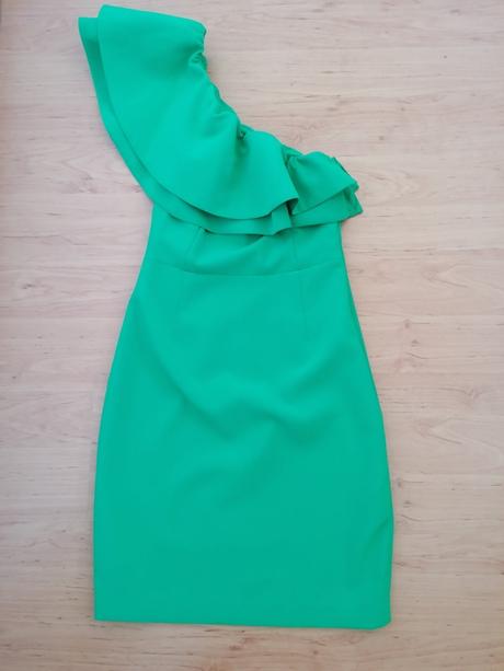 Šaty s volanom, reserved,xs