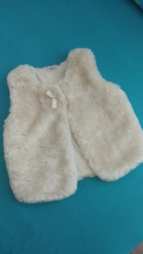 Bundička vestička bez rukáva, f&f,80