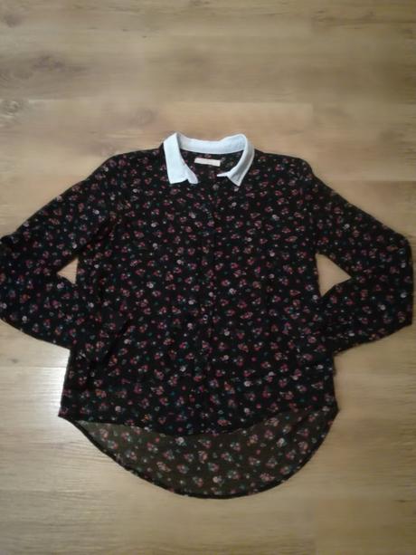 Blúzka kvietkovaná, s