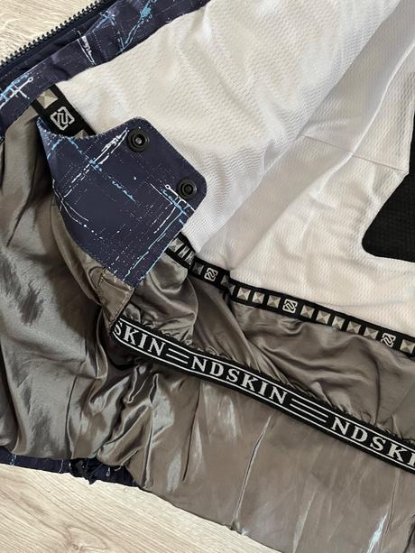 Lyžiarska bunda, 158