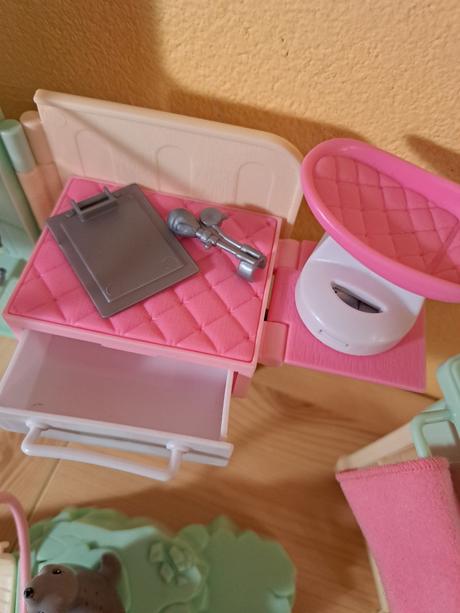 Barbie zoo babies folding playset 2000, 