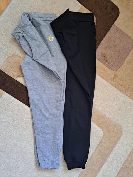 2x teplaky, sinsay,146