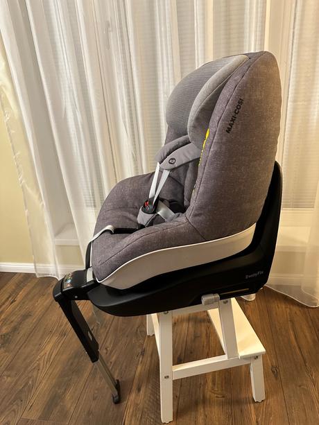 Autosedačka so základňou maxi cosi peble plus, maxi cosi