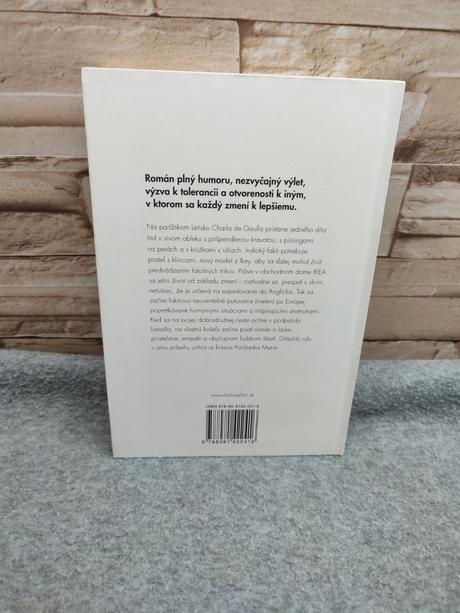 Neobyčajné putovanie fakíra uviaznutého v skrini, 