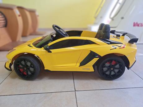 Elektrické autíčko lamborghini aventador,