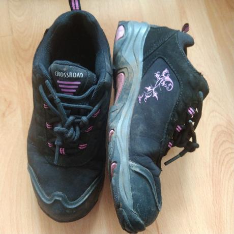 Športové topánky, 35