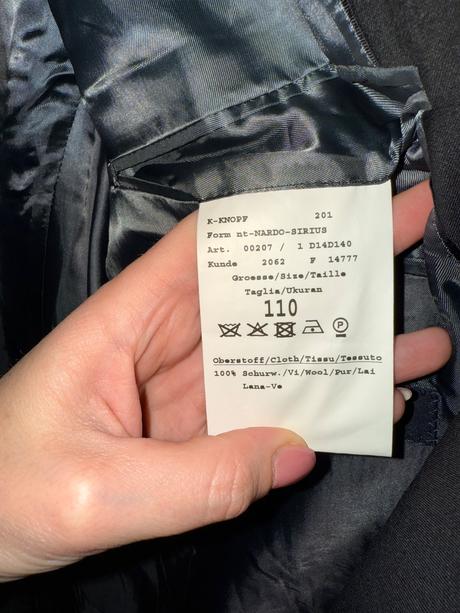 Pánske cierne sako, 110