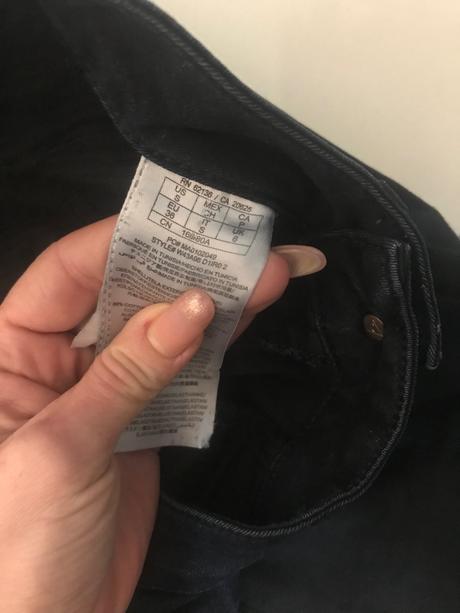 Guess jeginsy, guess,26