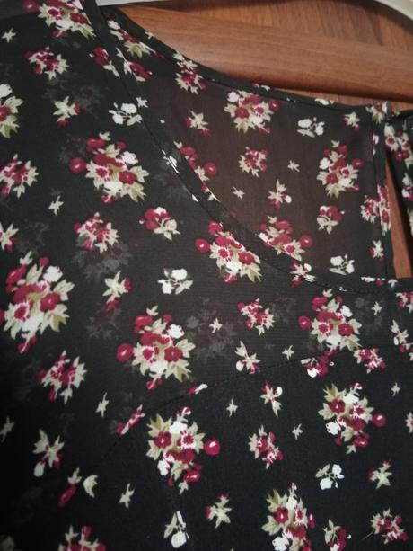 Čierne šaty kvetinové, house,l