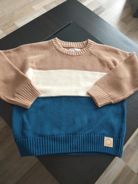 Sveter zo sinsay-u, sinsay,134