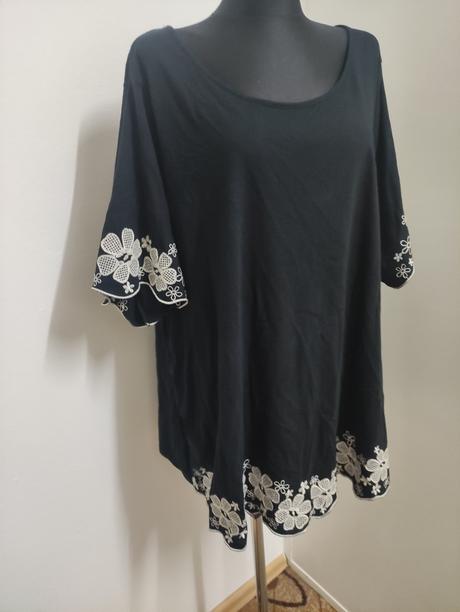 Vyšívaný top 54-56, 4xl