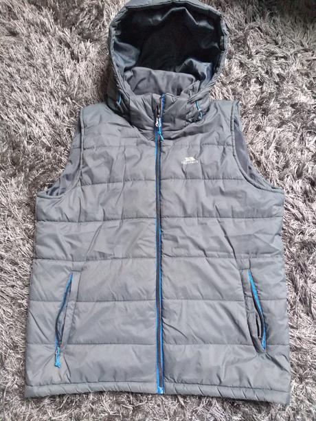 Vesta zn. trespass, s