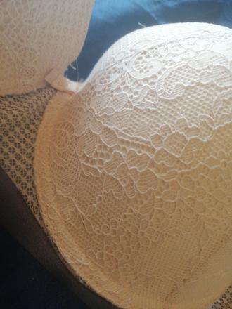 Podprsenka, reserved,80c