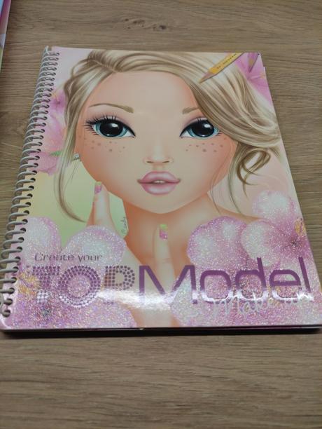 Top model - sada na licenie modeliek, 