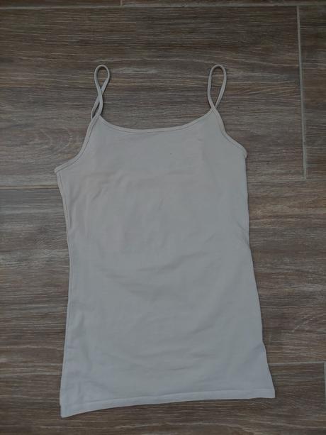 Tielko č.34-36, atmosphere,36