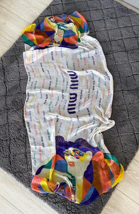 Hodvábny šál miu miu, l