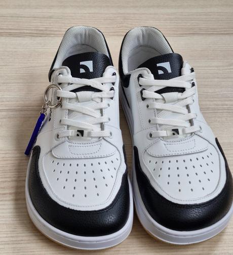 Wave - white & black 42 x348, be lenka,42