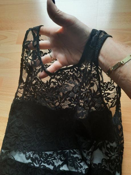 Dámske šaty- krajkové, s