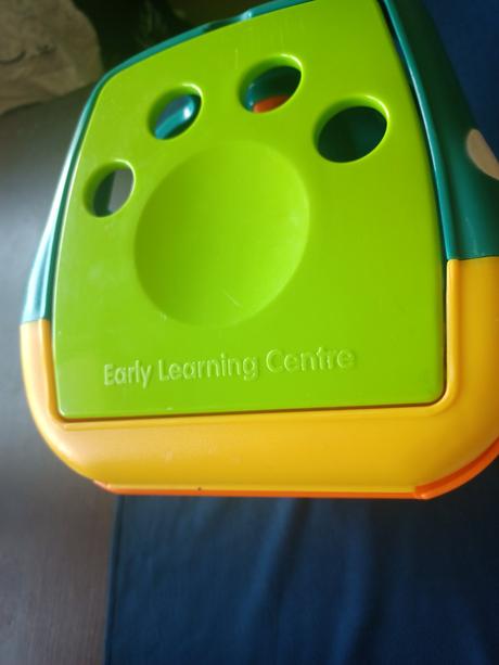 Veterinárna ambulancia. kniha, psík, box, 