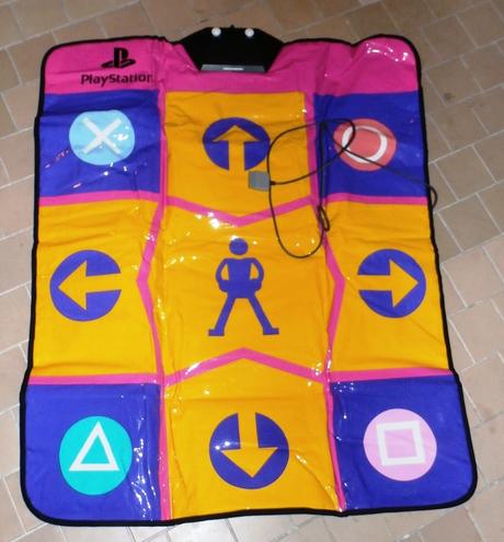 Hracia podložka k playstation + hra, 