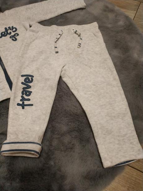 Tepláková súprava, 74