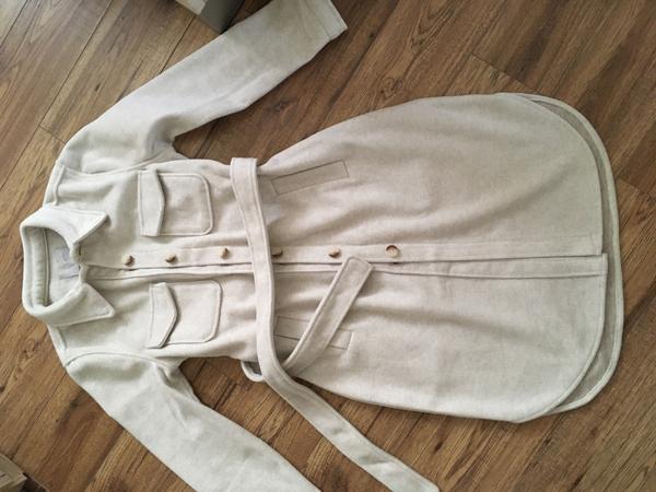 Aký kabát alebo bunda pre vysokú a štíhlu ženu?