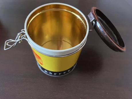 Predám plechová dóza na kávu nesie názov nagl kaff,