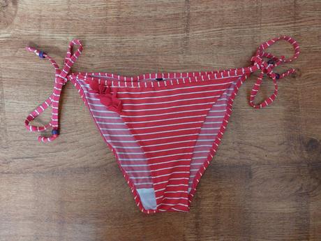 Červené pásikavé plavky veľ.m - reserved, reserved,m