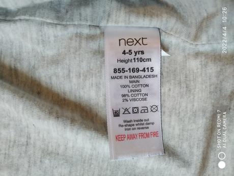 Sveter next, next,110