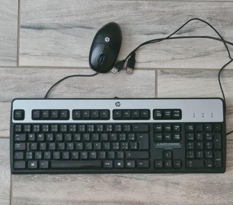 Klávesnica s myškou hp, hp (hewlett-packard)