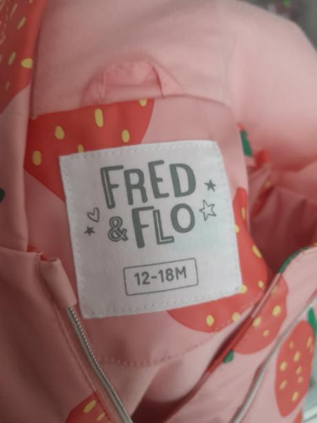 Pekna nová vetrovka bez visačky, 80