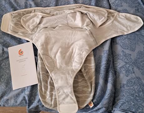 Zavinovacka (swaddler) ergobaby,
