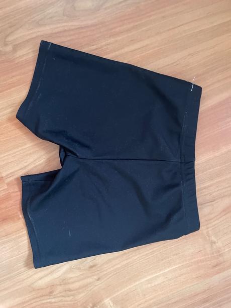 Šortky, decathlon,146